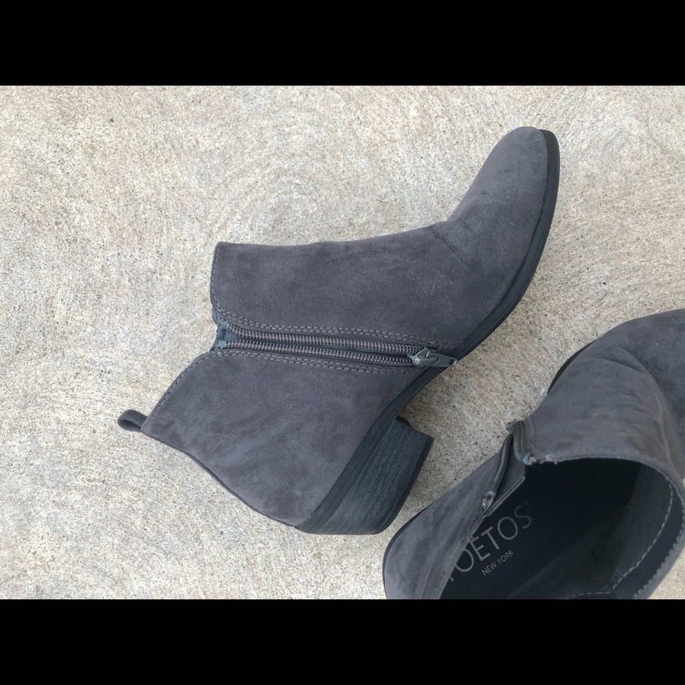 Toetos Gray Booties - Picture 2 of 4